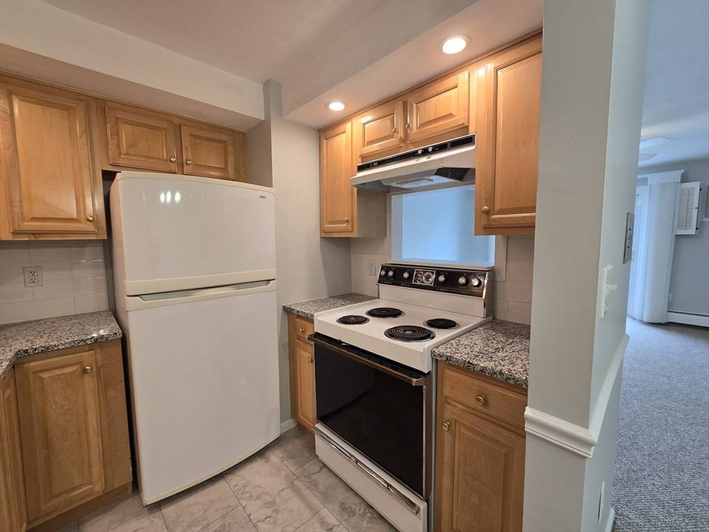 Westborough, MA 01581,135 East Main St #R-10