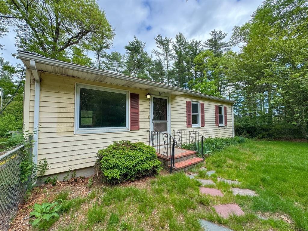 Rochester, MA 02770,515 Rounseville Rd
