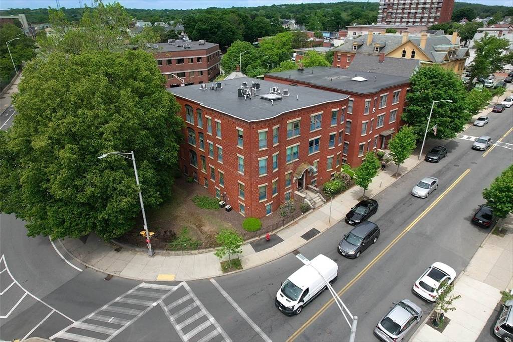 Malden, MA 02148,550 Main Street, #5