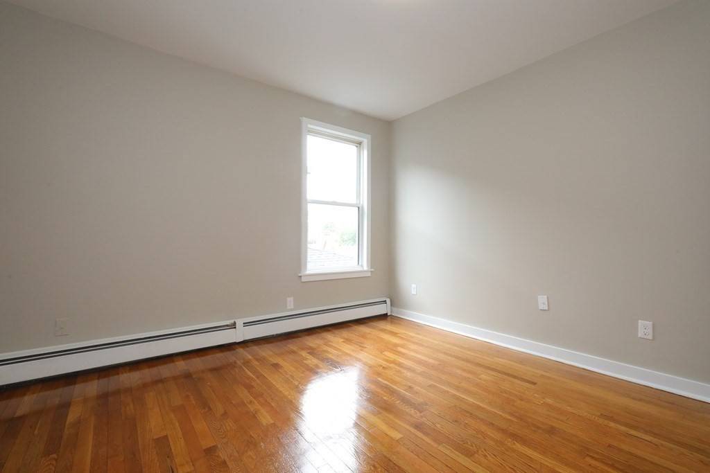 Lynn, MA 01902,21 Wells Place #2