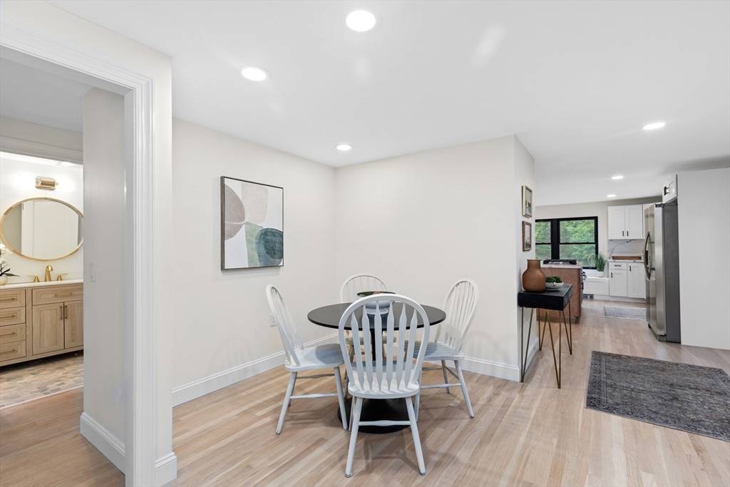 26 Winter St Duxbury, MA 02332