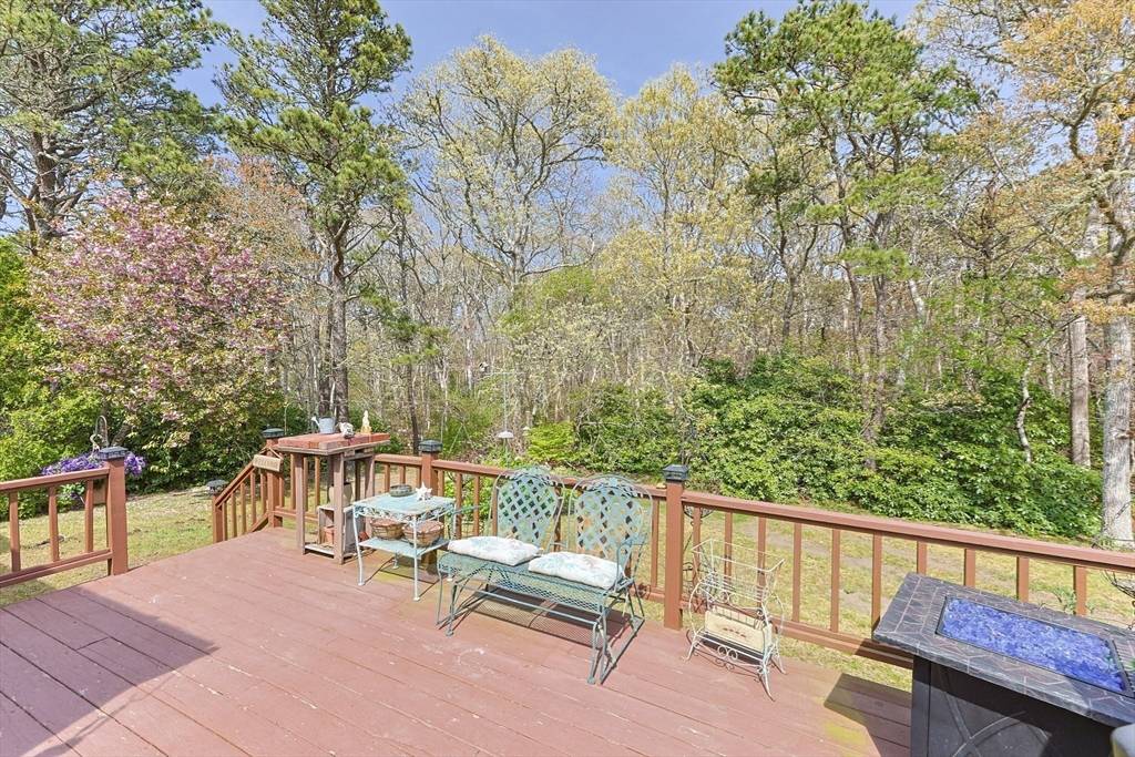 Harwich, MA 02645,15 Surrey Lane