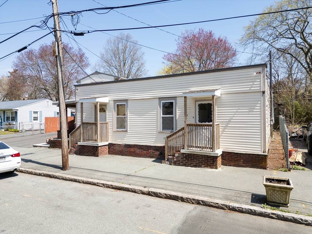 New Bedford, MA 02740,224-232 Caroline