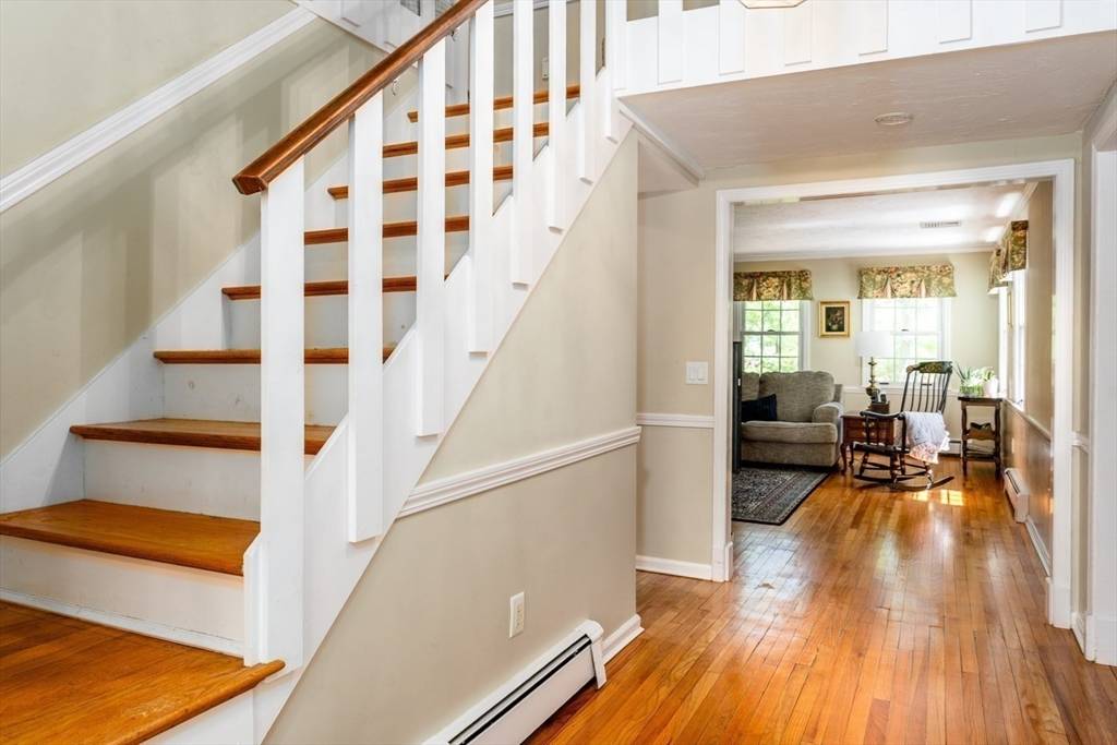 86 Doral Dr Barnstable, MA 02675