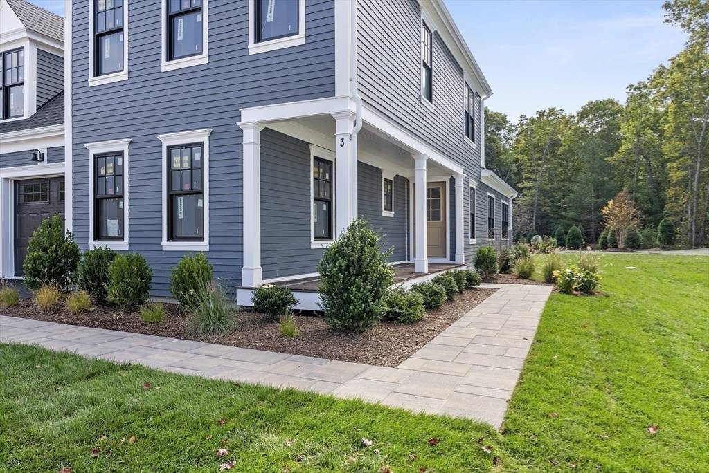 Plymouth, MA 02360,46 Sandwich Road #1
