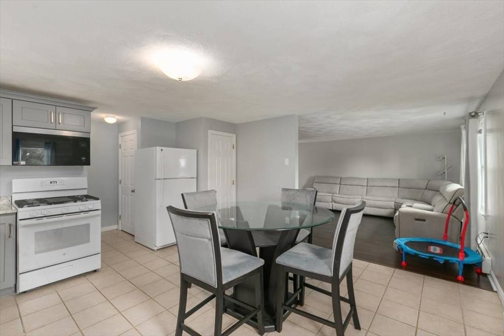 Lawrence, MA 01841,15 Crescent St. #E