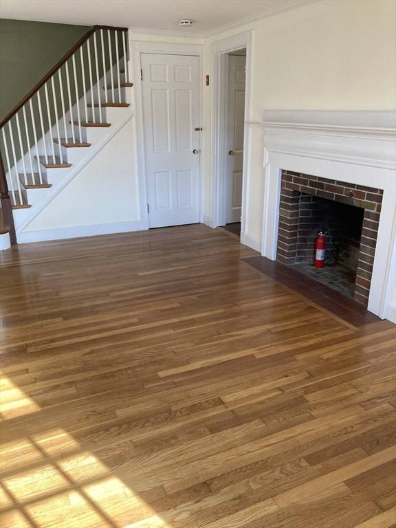 Newton, MA 02460,150 Dedham