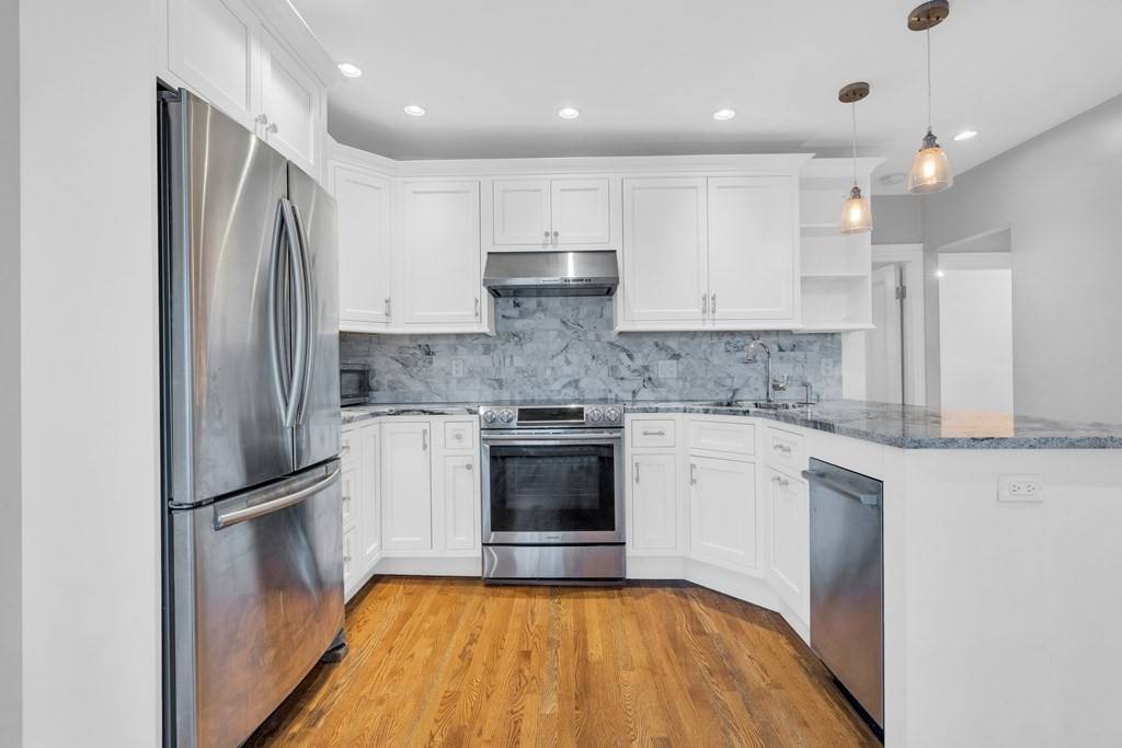Boston, MA 02118,24 Upton St #3