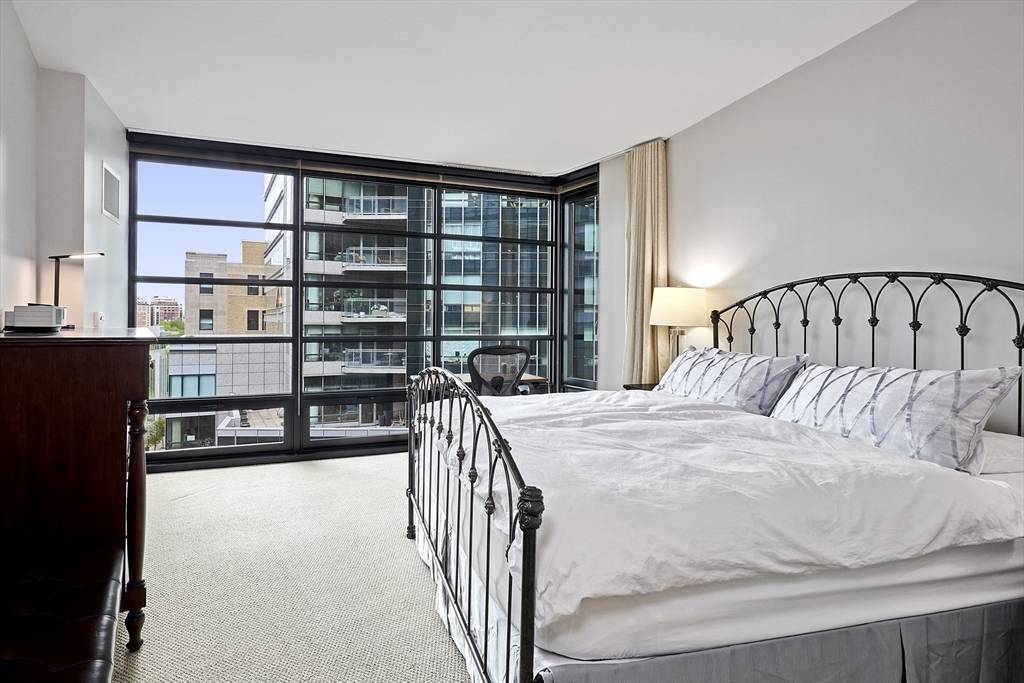 580 Washington St #10A Boston, MA 02111