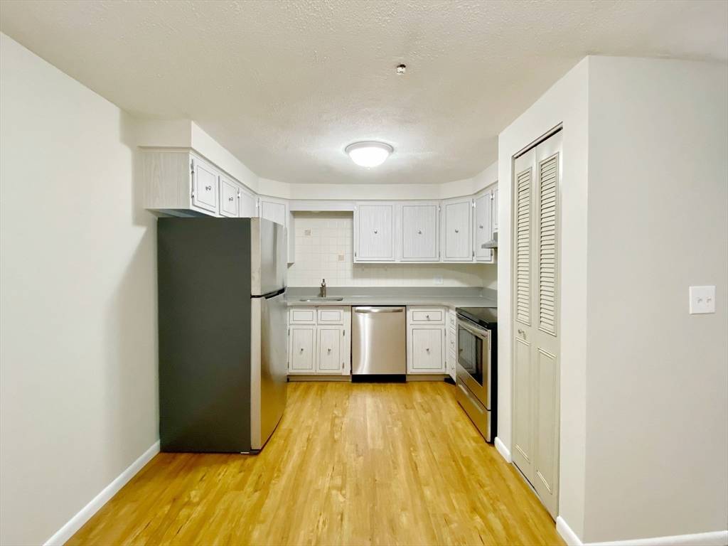 Malden, MA 02148,128 Salem Street #31