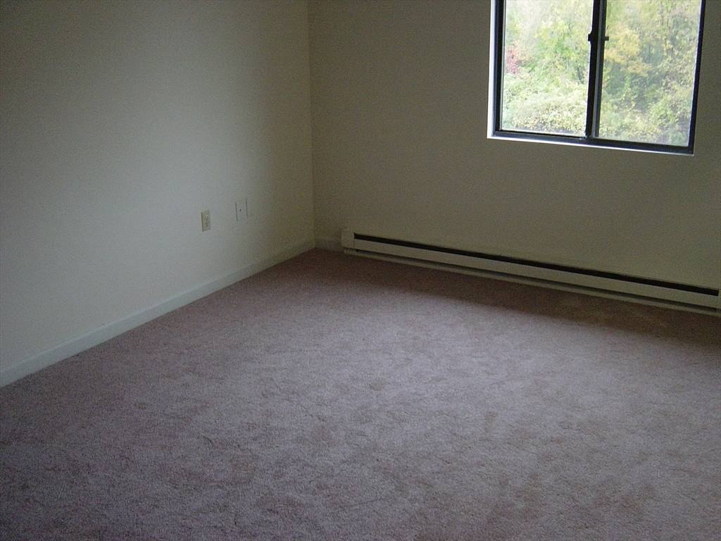 North Attleboro, MA 02760,47 Juniper Road #C-3