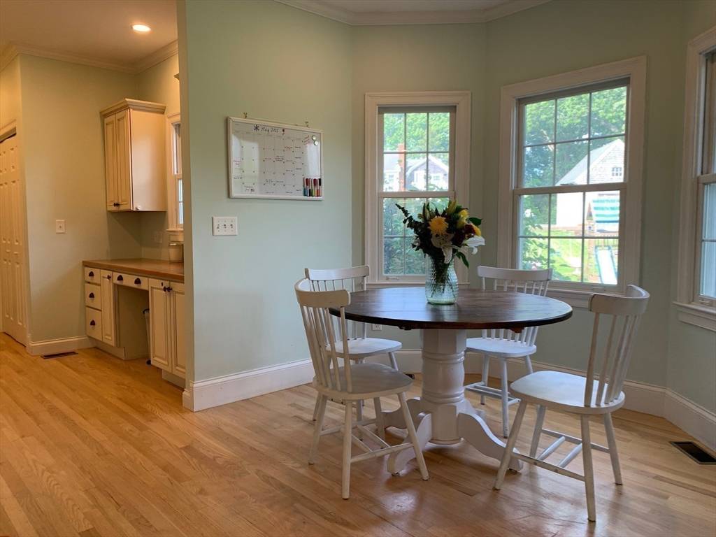 676 Elm St Dartmouth, MA 02748