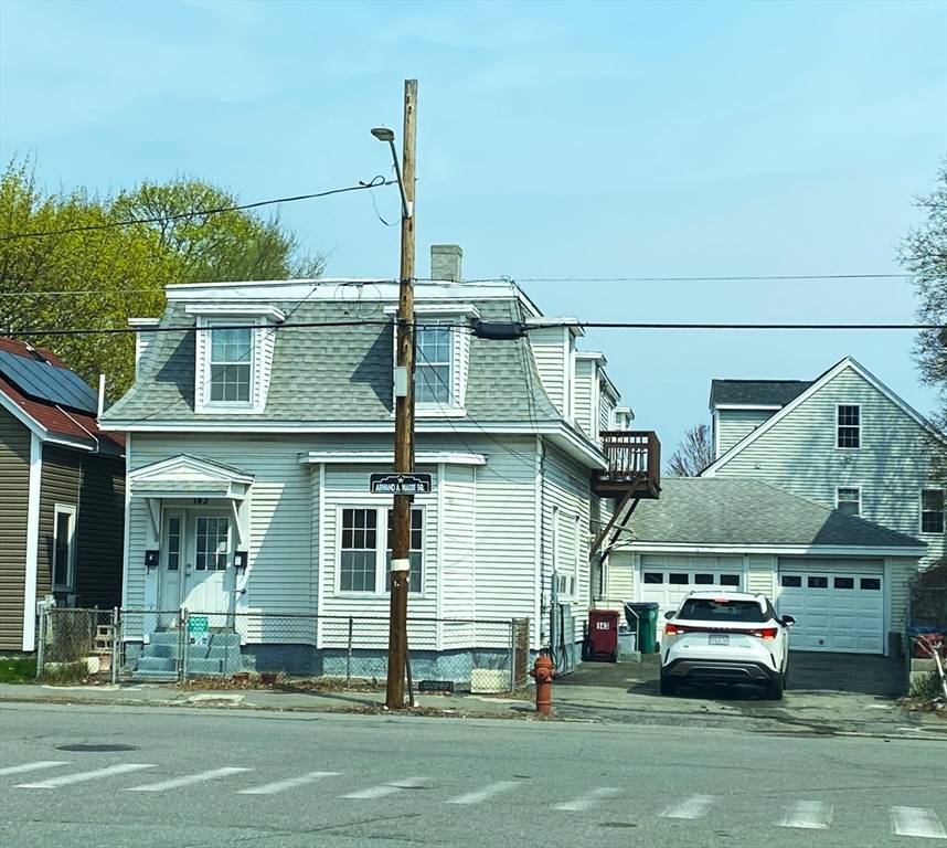 Lowell, MA 01851,143 Branch St