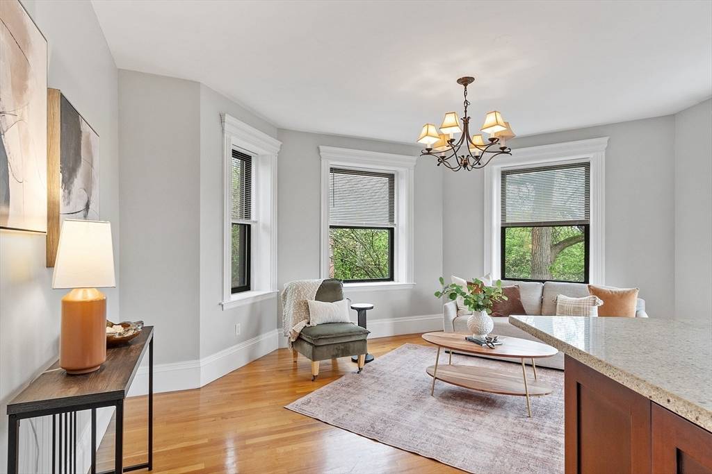 Boston, MA 02215,51 Park Drive #22