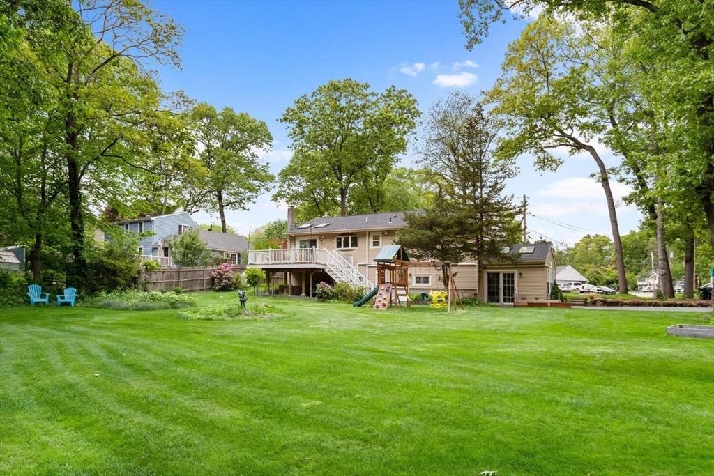 Holbrook, MA 02343,70 Stevens Dr