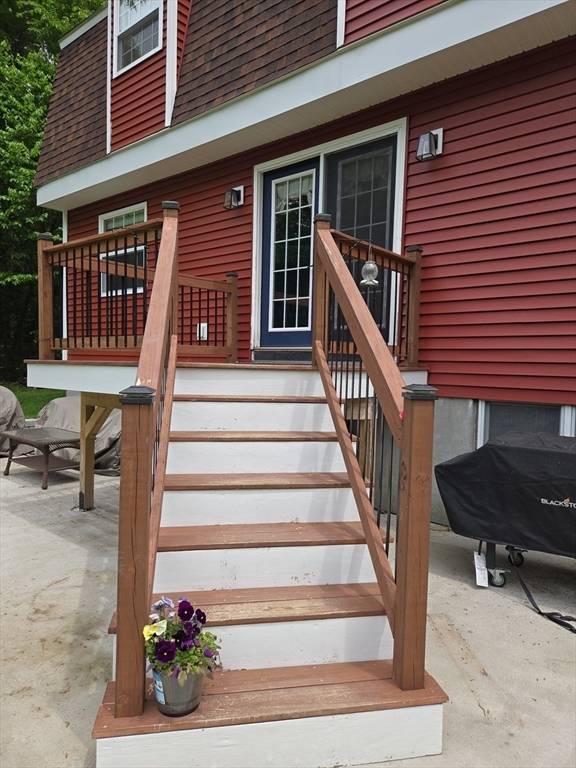 Hardwick, MA 01082,683 Old Greenwich Plains Rd