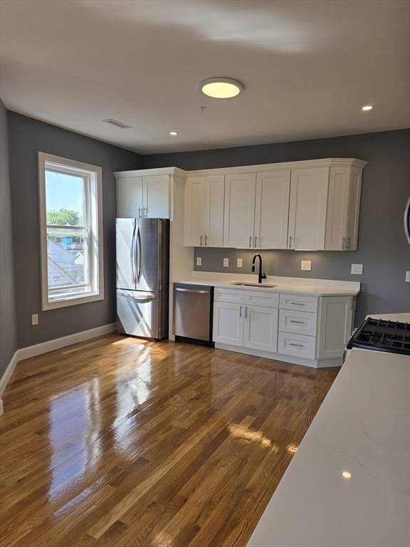 Cambridge, MA 02141,341 Cambridge Street #3