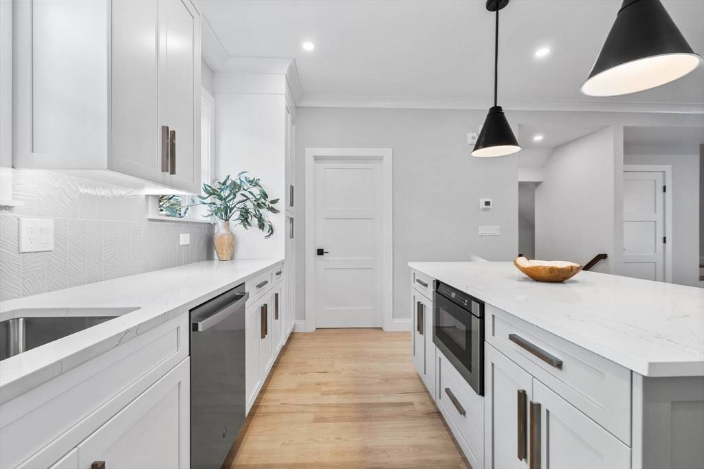 175A School Street #2 Boston, MA 02130