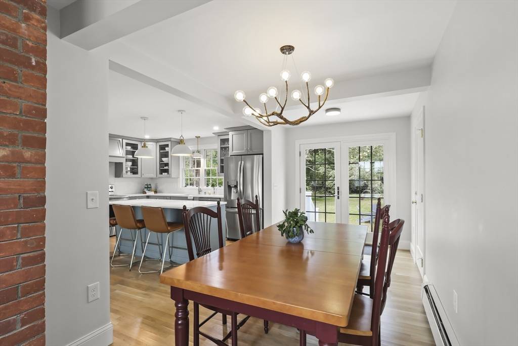 Falmouth, MA 02540,345 W Falmouth Hwy