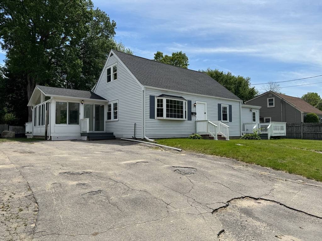 Avon, MA 02322,28 Freeman St