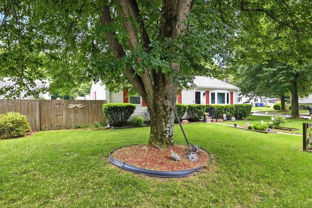 Springfield, MA 01108,15 Entrybrook Drive