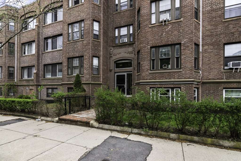 Boston, MA 02135,108 Washington St #3