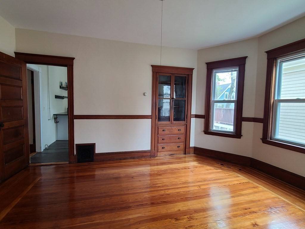 Somerville, MA 02144,31 Spencer Ave #2