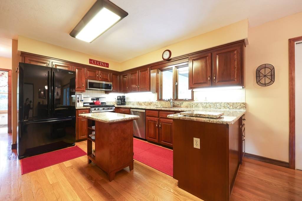 Franklin, MA 02038,15 Amys Way