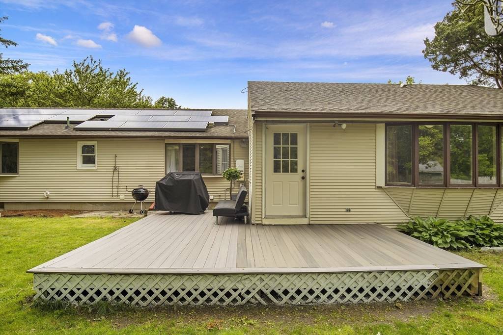 Barnstable, MA 02601,298 Oakland Rd
