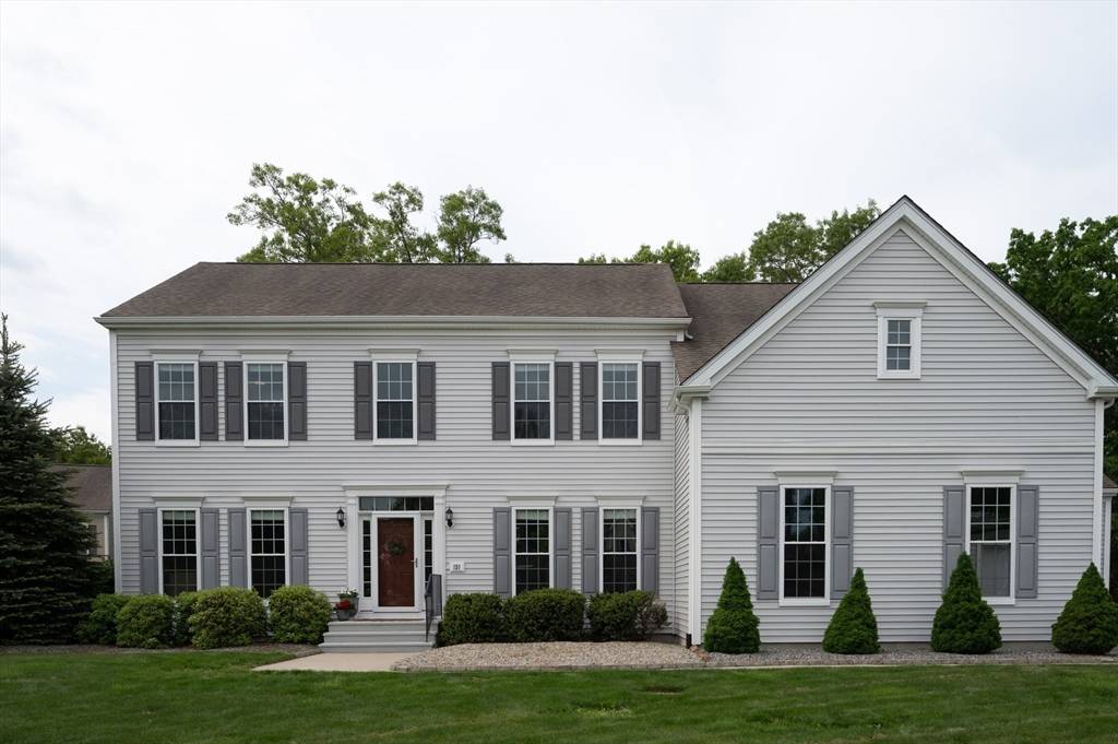 Norfolk, MA 02056,151 Farrington Ave #0