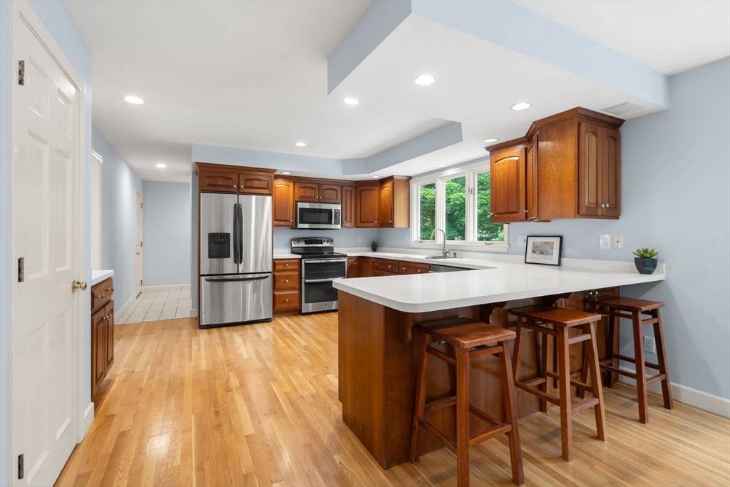 7 Cider Hill Lane Sherborn, MA 01770