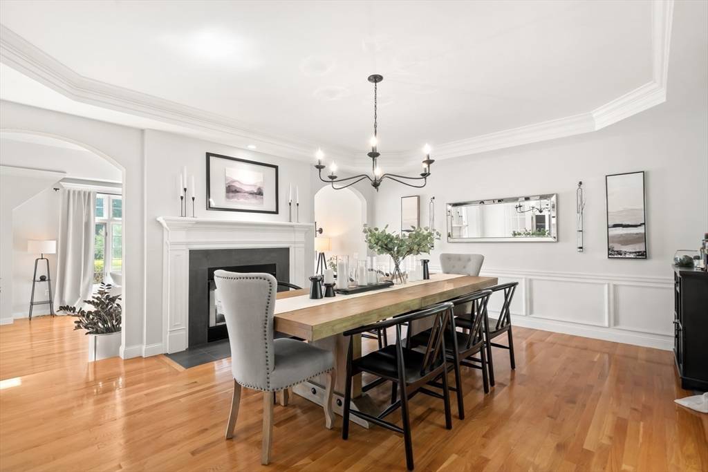 12 Scotland Dr Andover, MA 01810