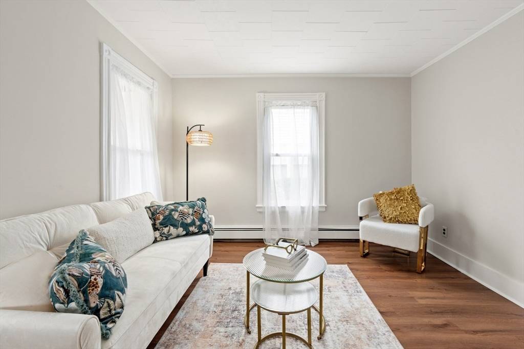 Melrose, MA 02176,4 Rendall Pl
