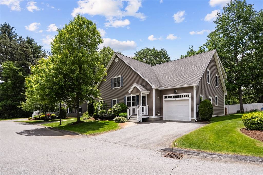 Tewksbury, MA 01876,41 Winter Ln #41