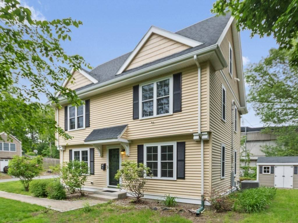 Waltham, MA 02453,4 University Park