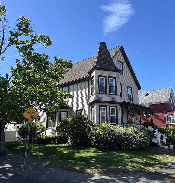 Swampscott, MA 01907,6 Minerva Street
