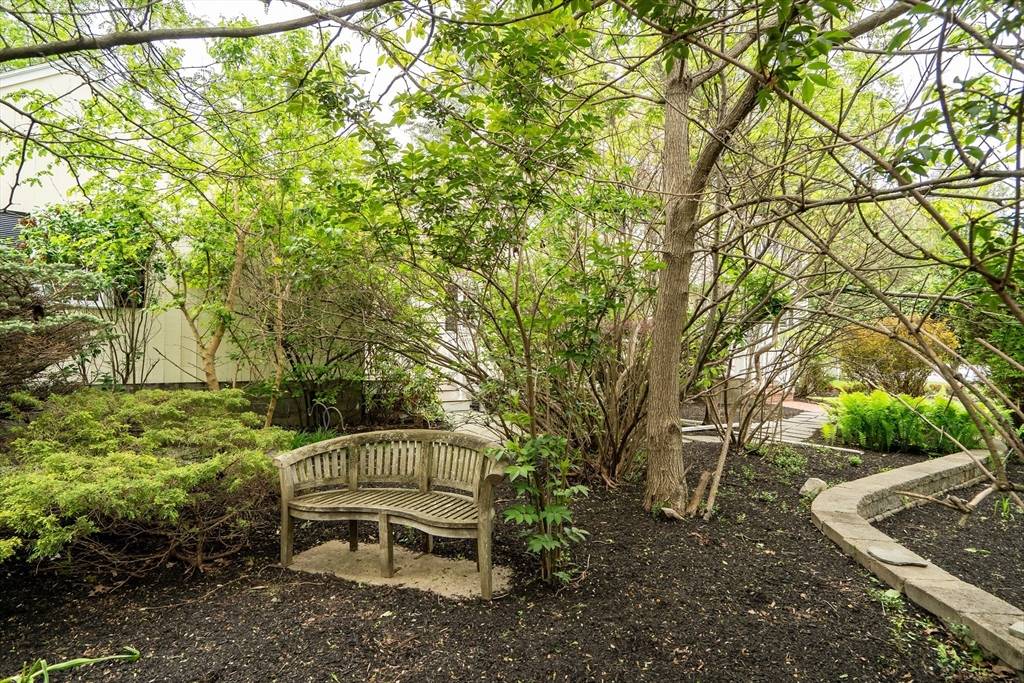 Lexington, MA 02421,128 Worthen Road