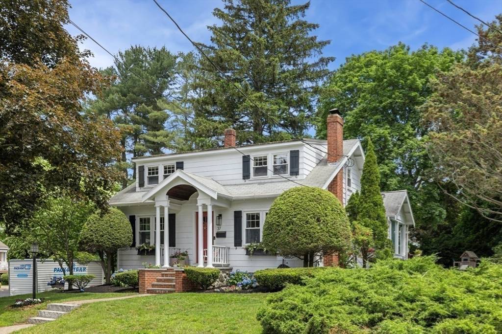 Lynnfield, MA 01940,37 Howard Avenue
