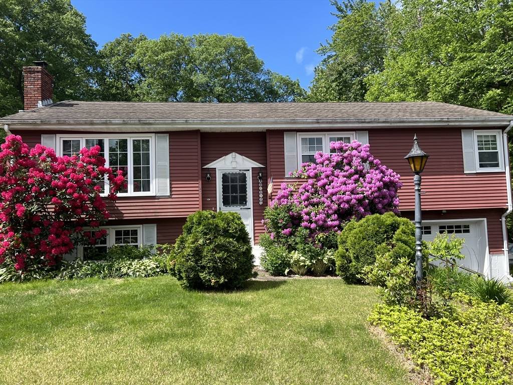 Southbridge, MA 01550,126 Oak Street