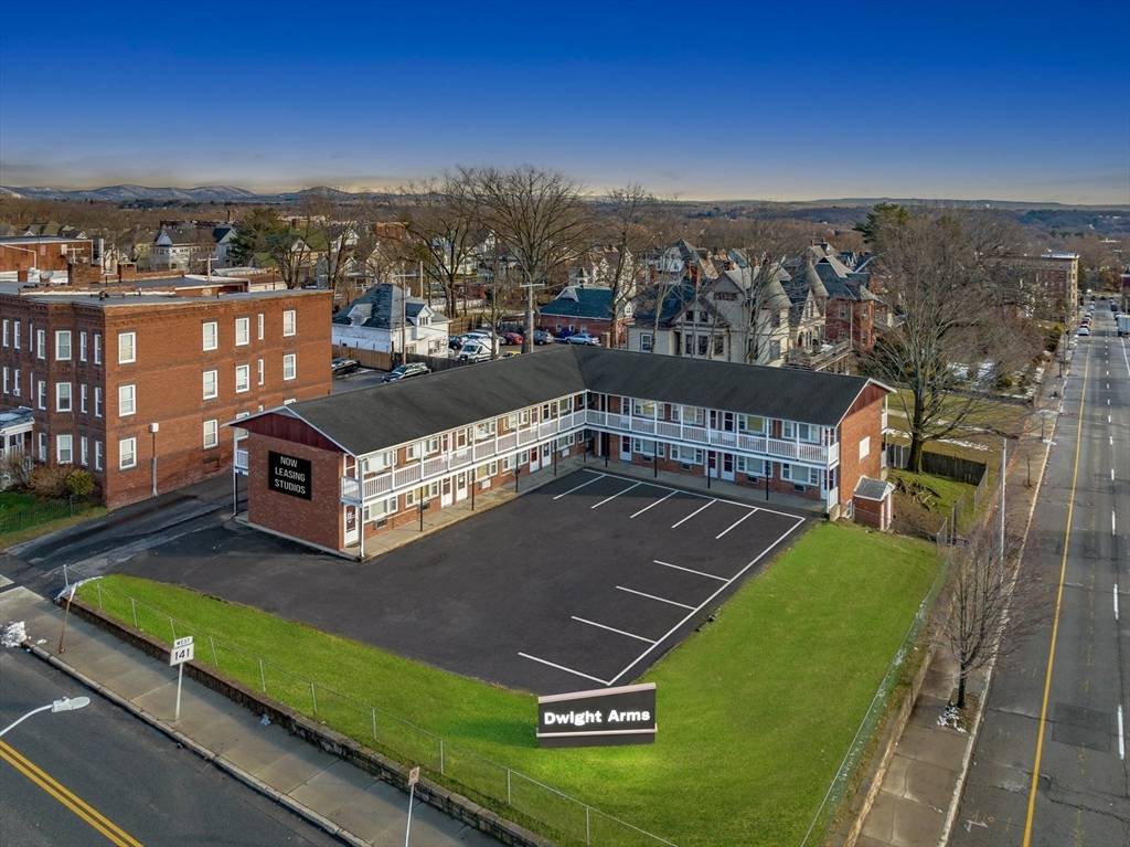 Holyoke, MA 01040,1159 Dwight Street #F