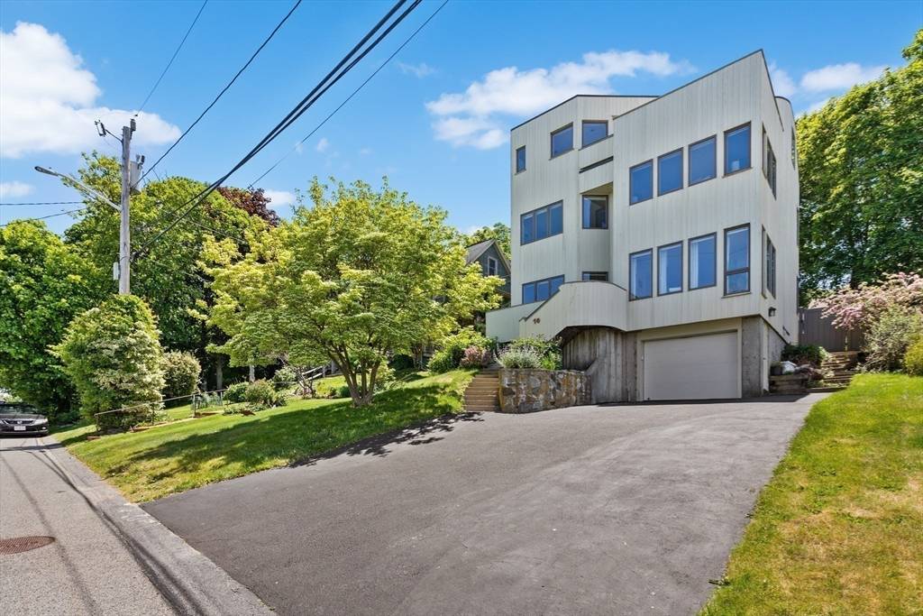 Hull, MA 02045,10 Prospect Ave