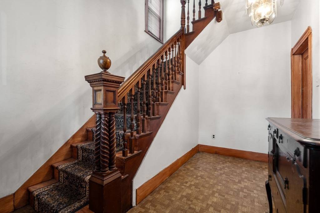 114 Byron Street Boston, MA 02128