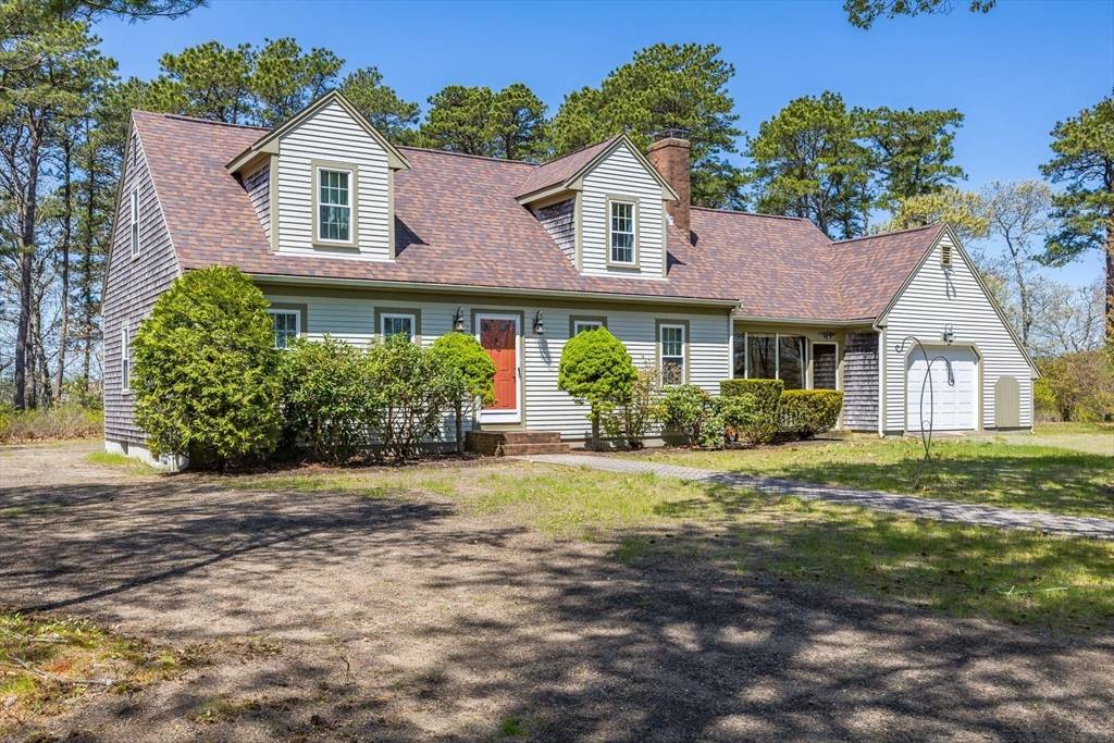 Harwich, MA 02671,98 North Rd