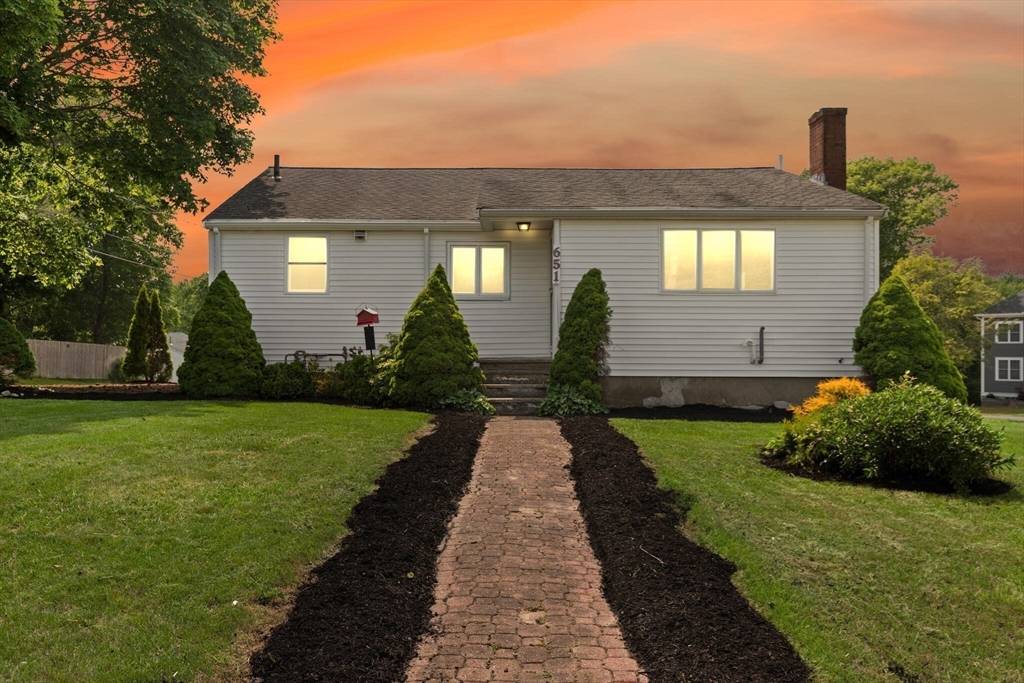 Randolph, MA 02368,651 S Main St