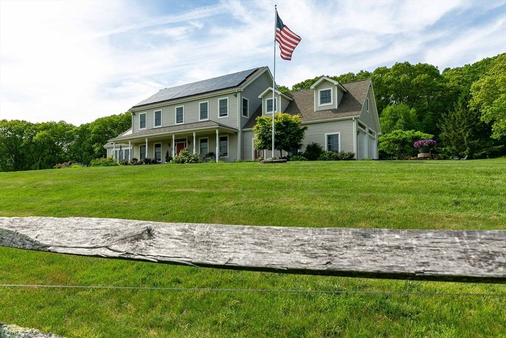 Sutton, MA 01590,27 Southwick Rd