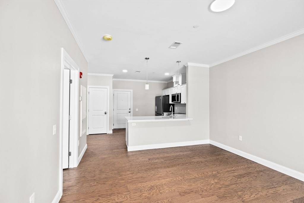 Milton, MA 02186,485 Blue Hills Parkway #7