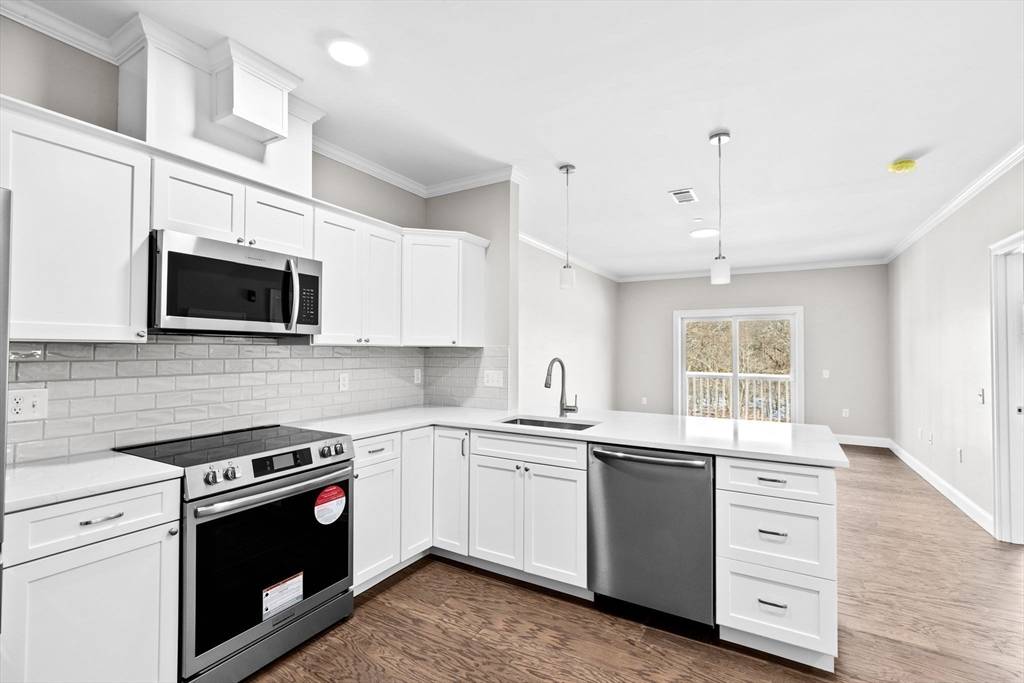Milton, MA 02186,485 Blue Hills Parkway #7