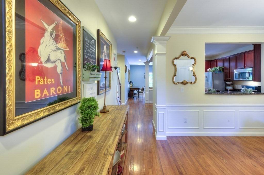 Northbridge, MA 01534,204 Sandtrap Court #204