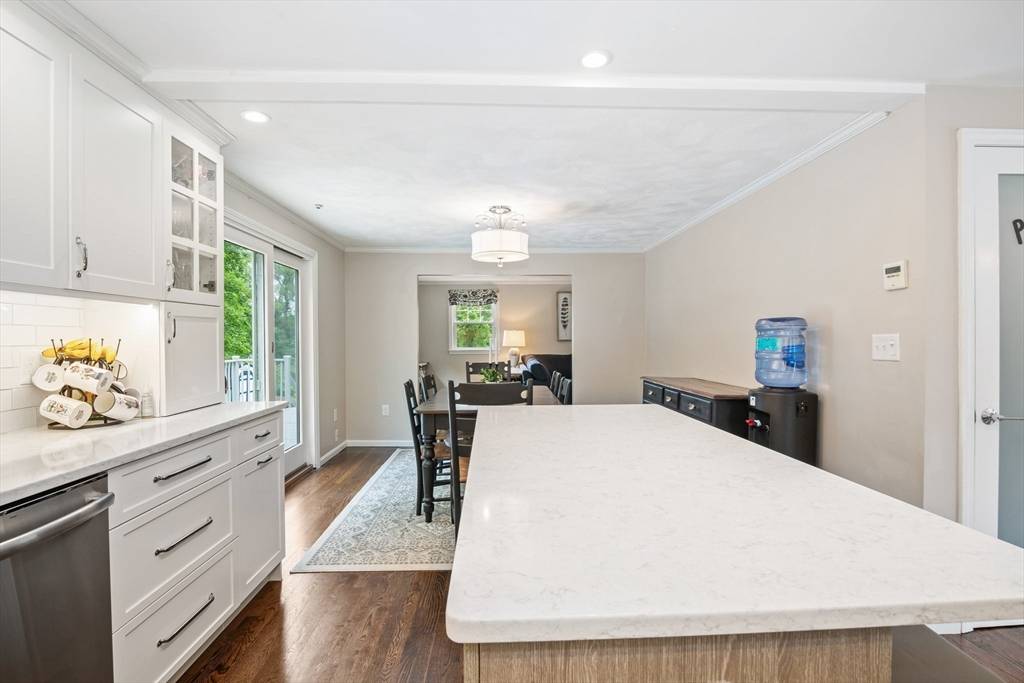 Billerica, MA 01821,11 Beaver Pl