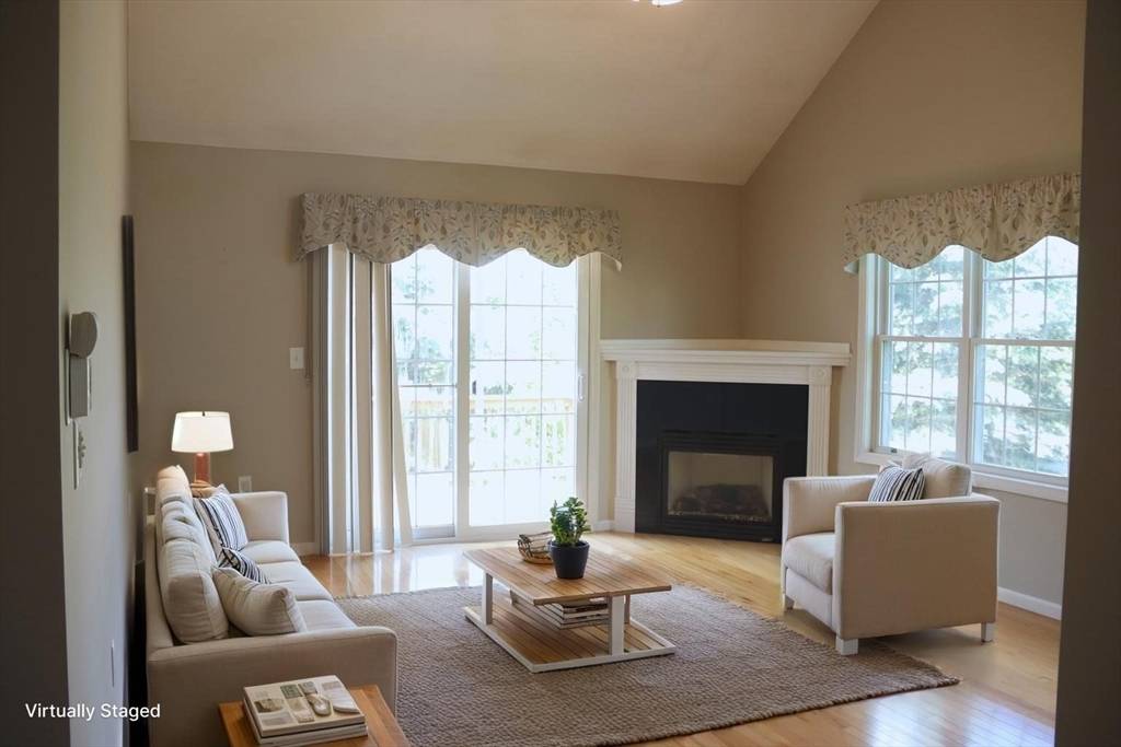 87 Willow Lane #87 Plainville, MA 02762